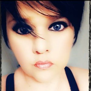 Meet your Posher, Deanna